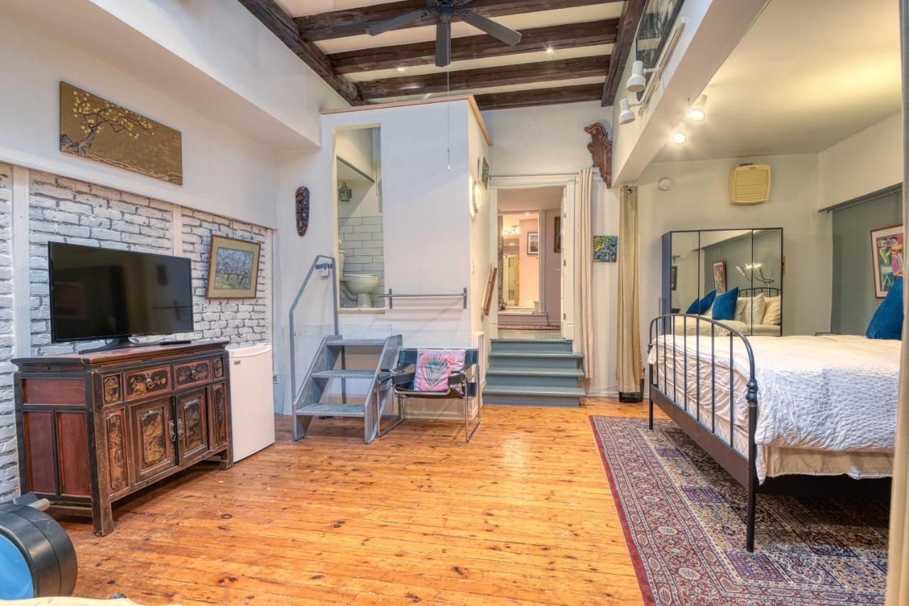 La Loggia Art B&B Montreal Exterior photo